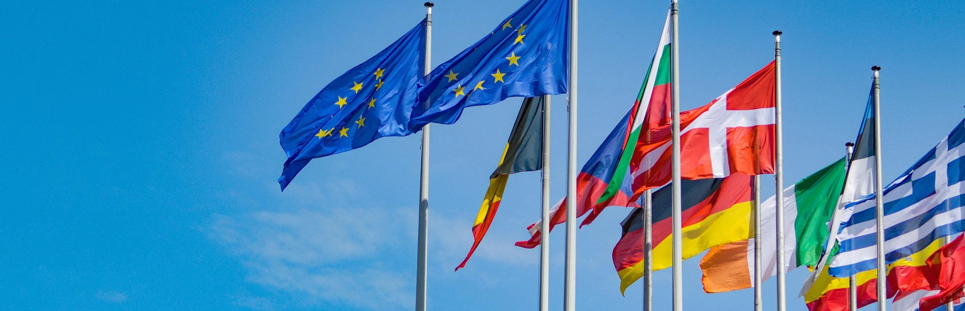 Drapeaux  © Pixabay