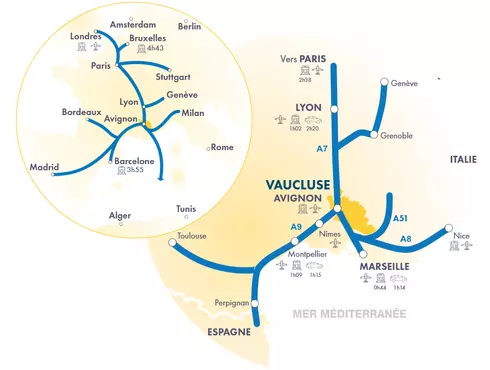 Le Vaucluse est accessible via les  autoroutes A7 et A9. Une gare TGV dessert Avignon. Avignon est située à 2h20 de Lyon, 1h15 de Marseille et Montpellier en voiture.