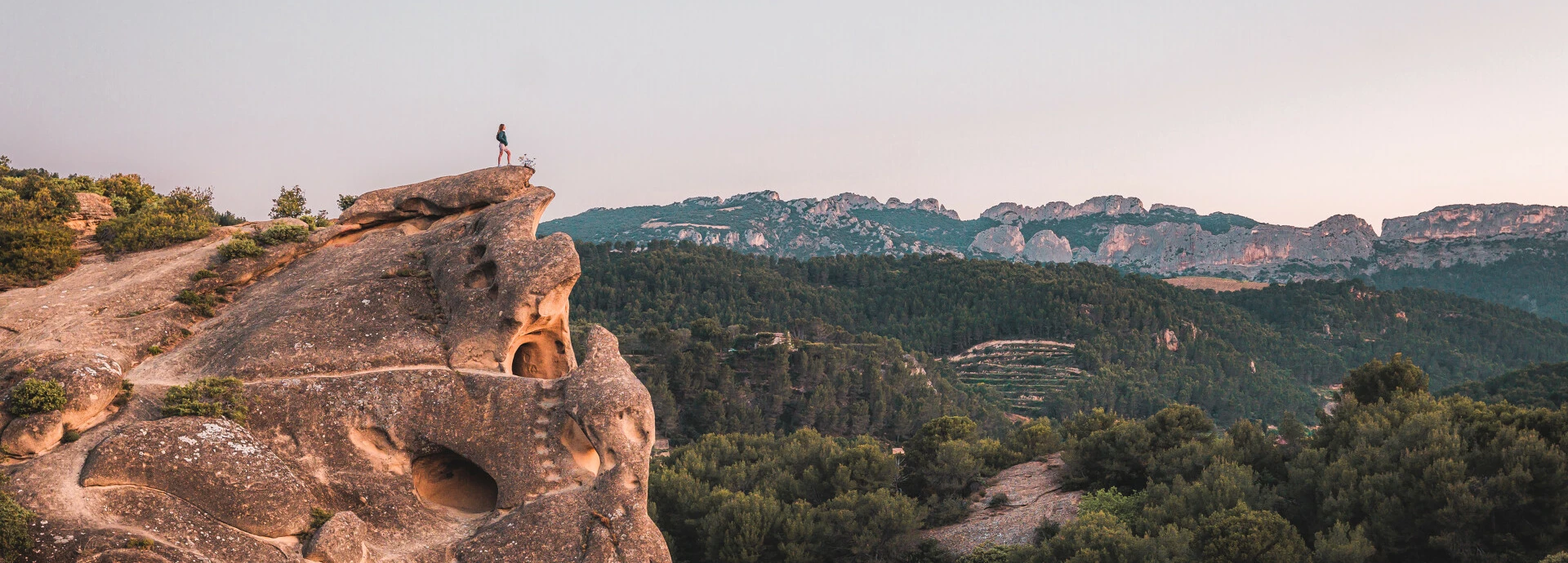 Rocher de Rocalinaud en Vaucluse  © LezBroz