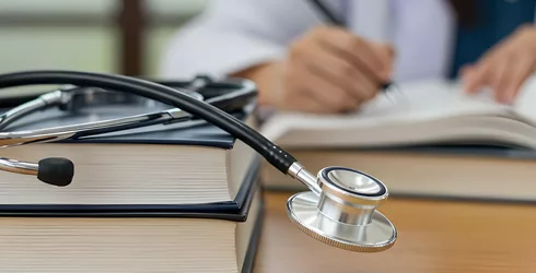 Médecin généralisre  © Shutterstock